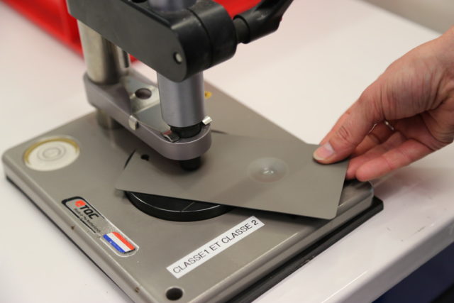 Laquage aluminium - Test plaquette